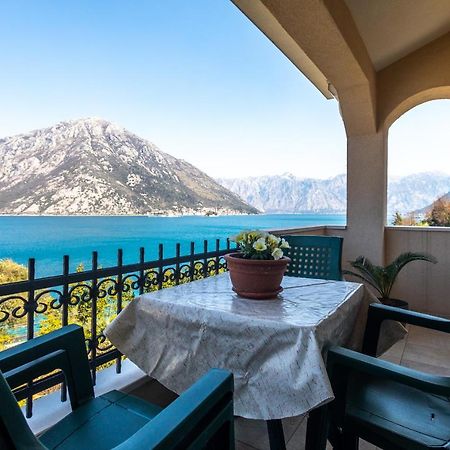 La Castagna Apartments Kotor Buitenkant foto