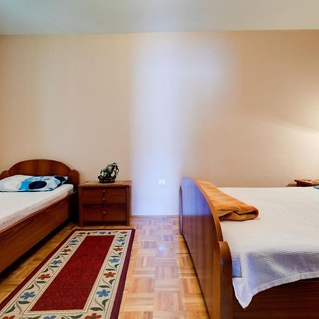 La Castagna Apartments Kotor Buitenkant foto