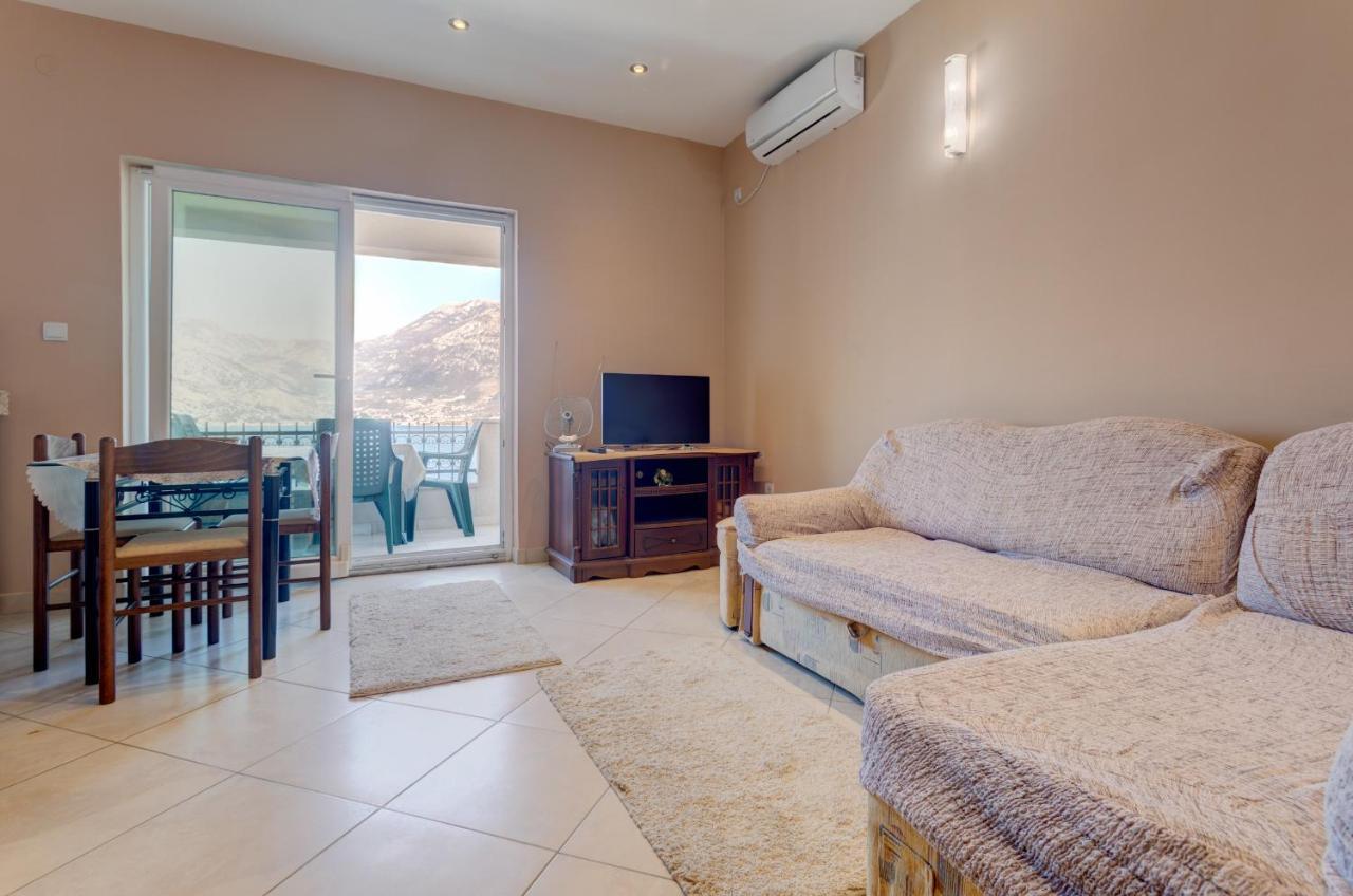 La Castagna Apartments Kotor Buitenkant foto
