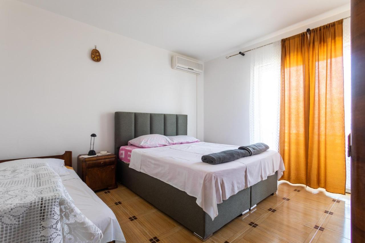 La Castagna Apartments Kotor Buitenkant foto
