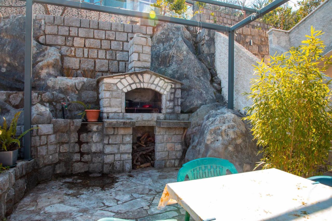 La Castagna Apartments Kotor Buitenkant foto