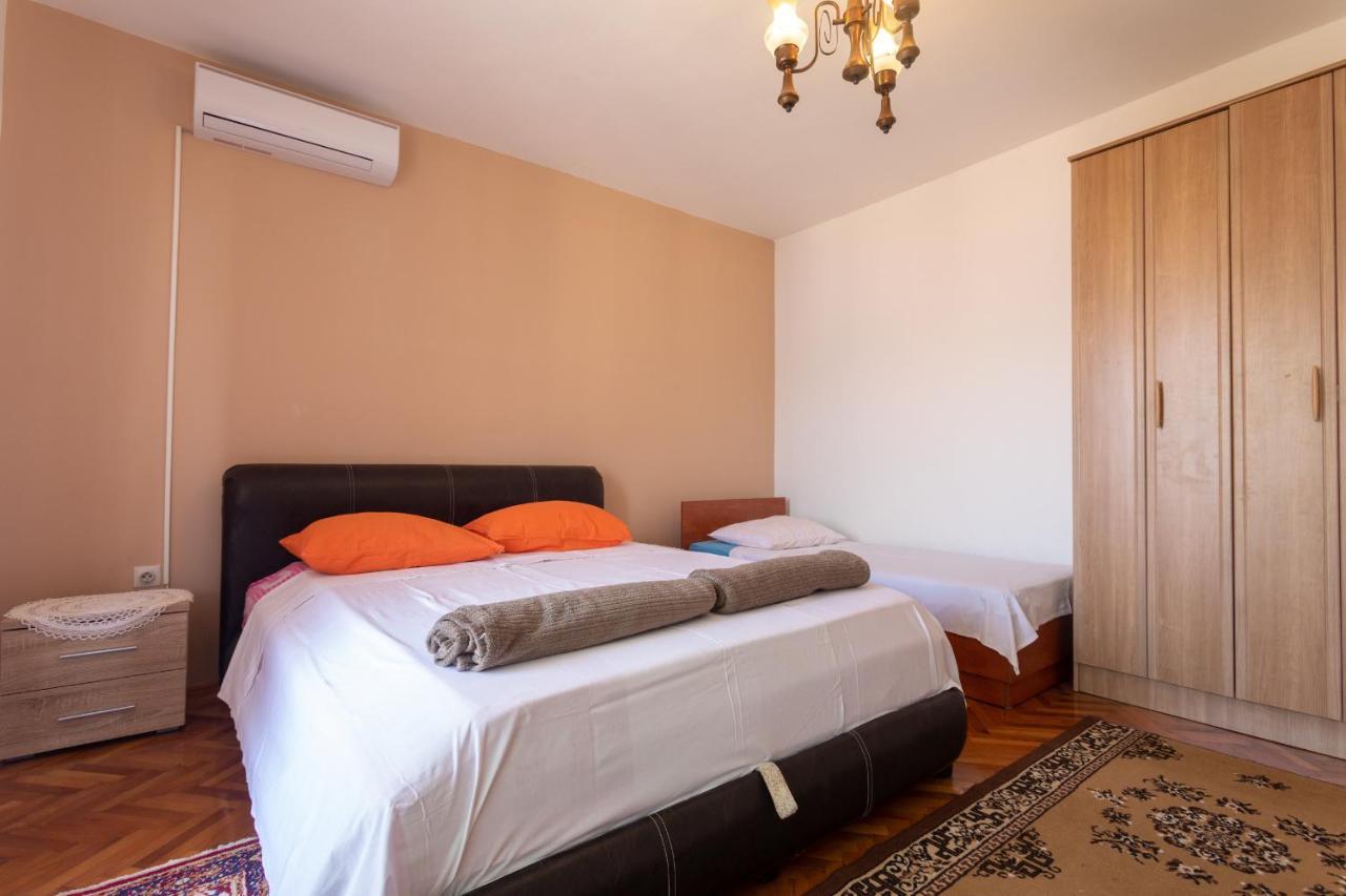 La Castagna Apartments Kotor Buitenkant foto